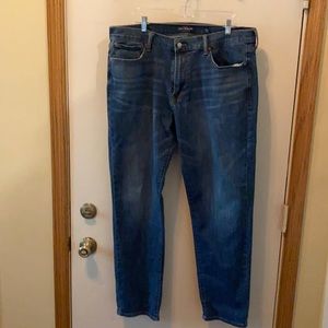 Men’s Lucky brand 410 jeans